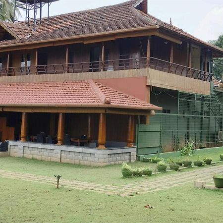 Kuttichira Heritage Home Alappuzha Bagian luar foto